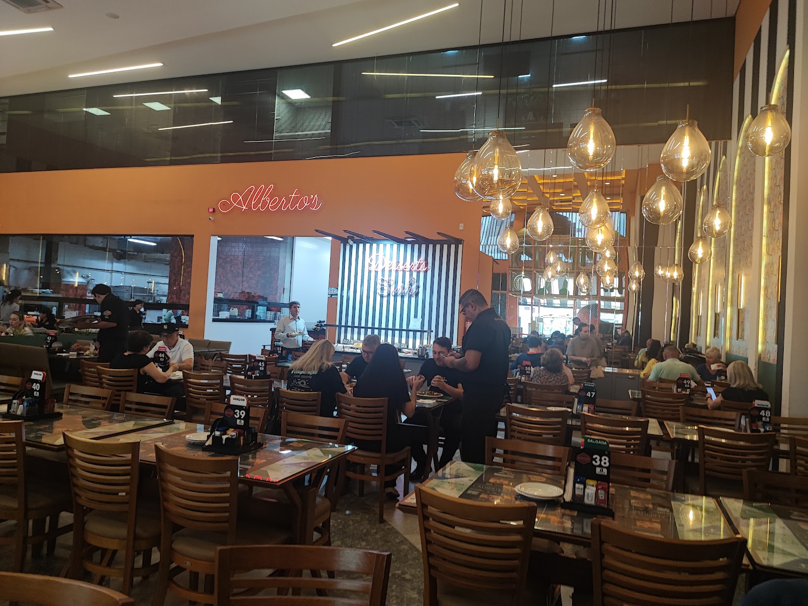 Alberto's Restaurante 4