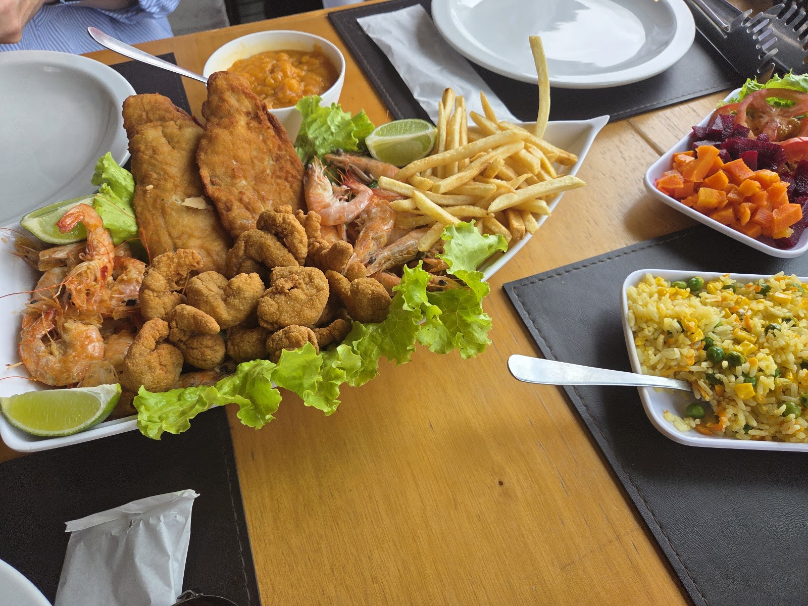 Orla • Restaurante - Petiscaria a Beira Mar 2