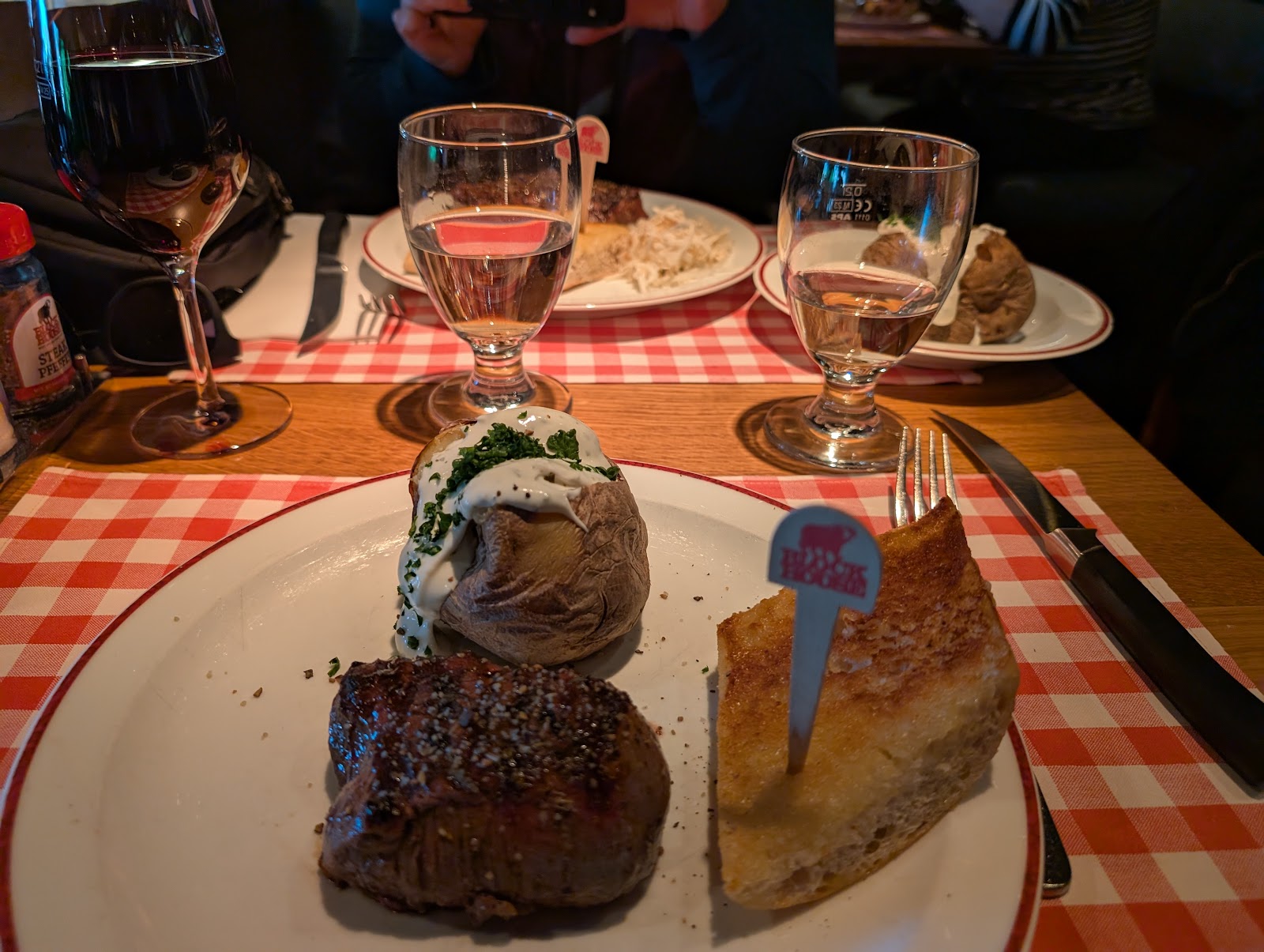 BLOCK HOUSE Am Alexanderplatz 3