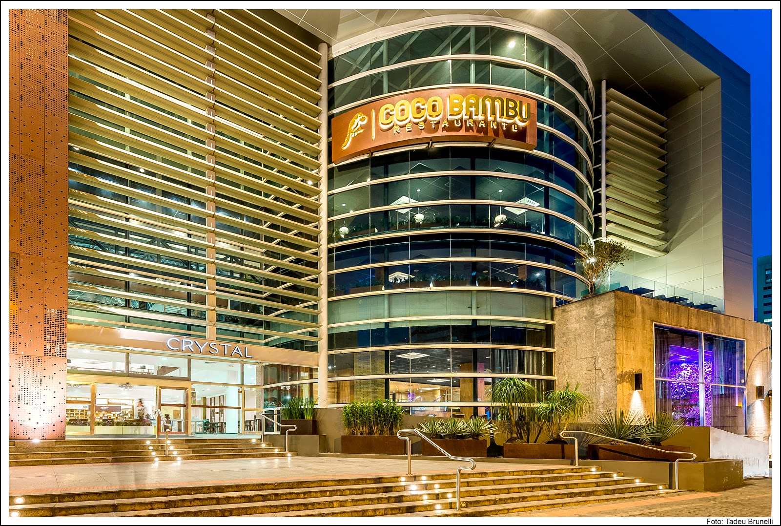 Coco Bambu Restaurant Curitiba 3